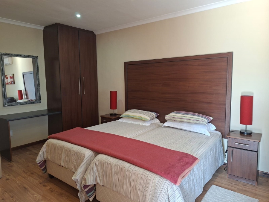1 Bedroom Property for Sale in Uitenhage Central Eastern Cape
